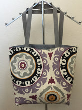 Load image into Gallery viewer, Solar Flair Medallion Pattern