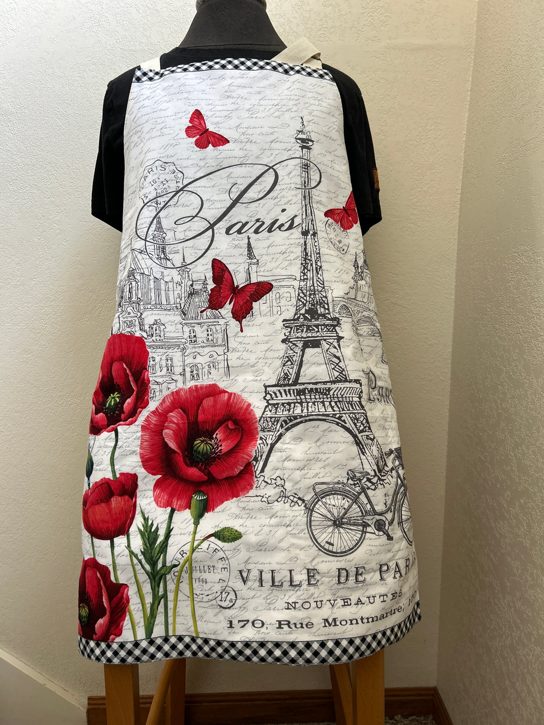 “Ooh La La” Paris Street Scene – Adult Apron